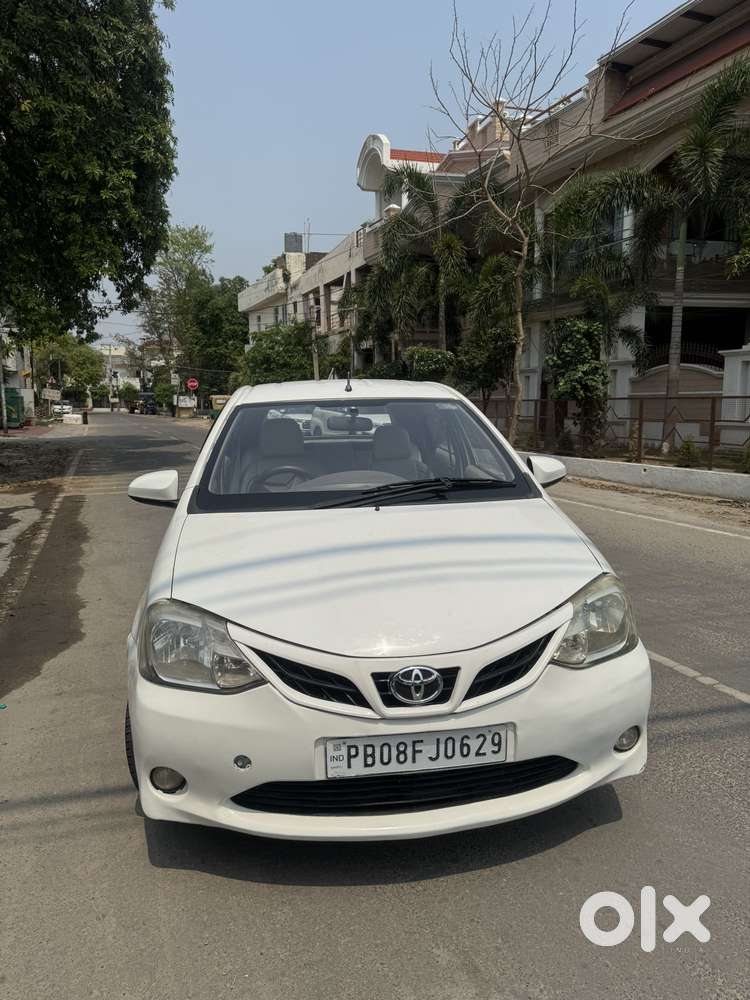 Toyota Etios Liva 1.2 G, 2015, Diesel