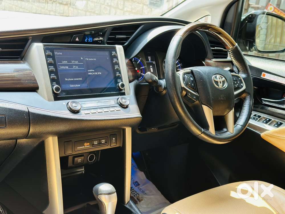 Toyota Innova Crysta Zx 2.4 Diesel 7 Seater, 2022, Diesel
