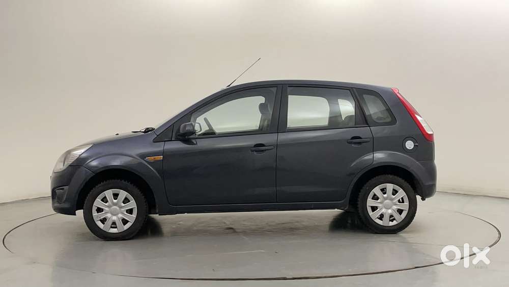 Ford Figo 2010-2012 Petrol Zxi, 2013, Petrol