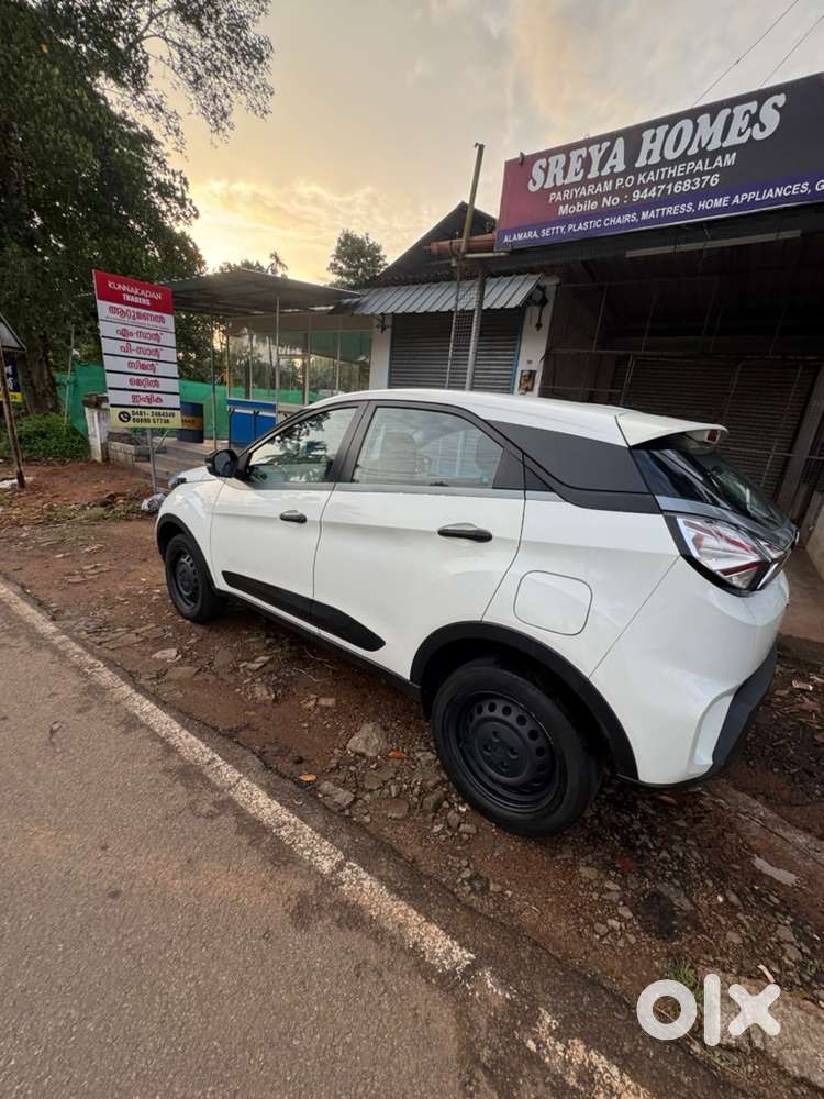 Tata Nexon Petrol 2020