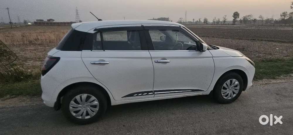 Maruti Suzuki Swift 2025 Petrol 37000 Km Driven