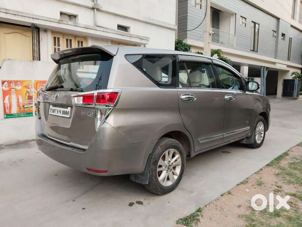 Toyota Innova Crysta 2.4 G Mt, 2017, Diesel