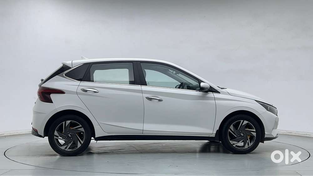 Hyundai New I20 1.2 Asta (o) Mt, 2022, Petrol
