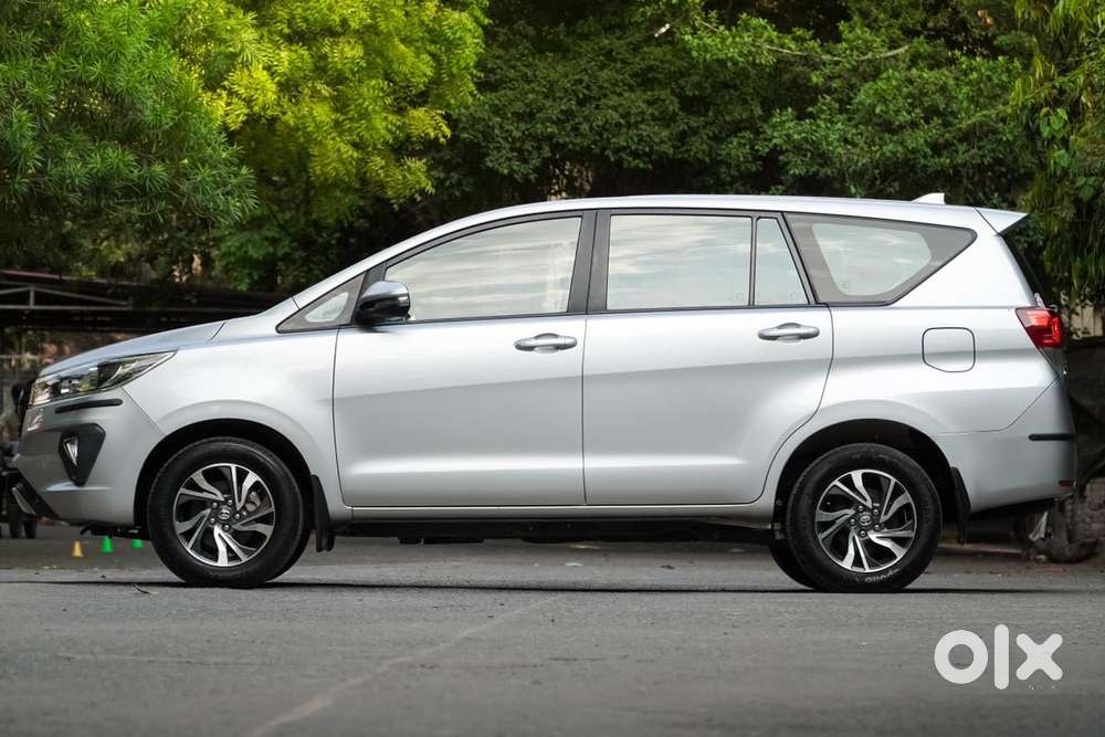 Toyota Innova Crysta [2020-ongoing] 2.4 Gx 7 Str, 2021, Diesel