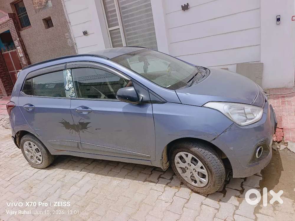 Hyundai Grand I10 Sportz 2015 Car