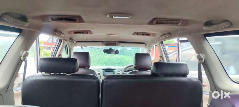 Toyota Innova Hycross 2011 Diesel