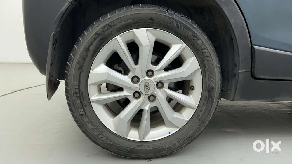 Mahindra Xuv300 W8, 2022, Petrol