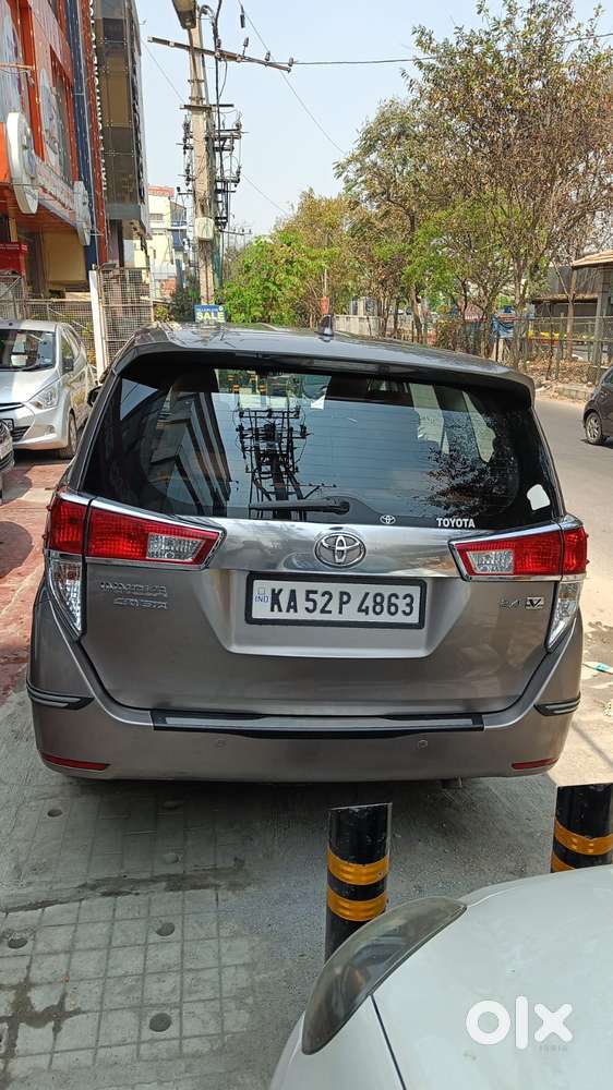 Toyota Innova Crysta 2.4 V, 2018, Diesel