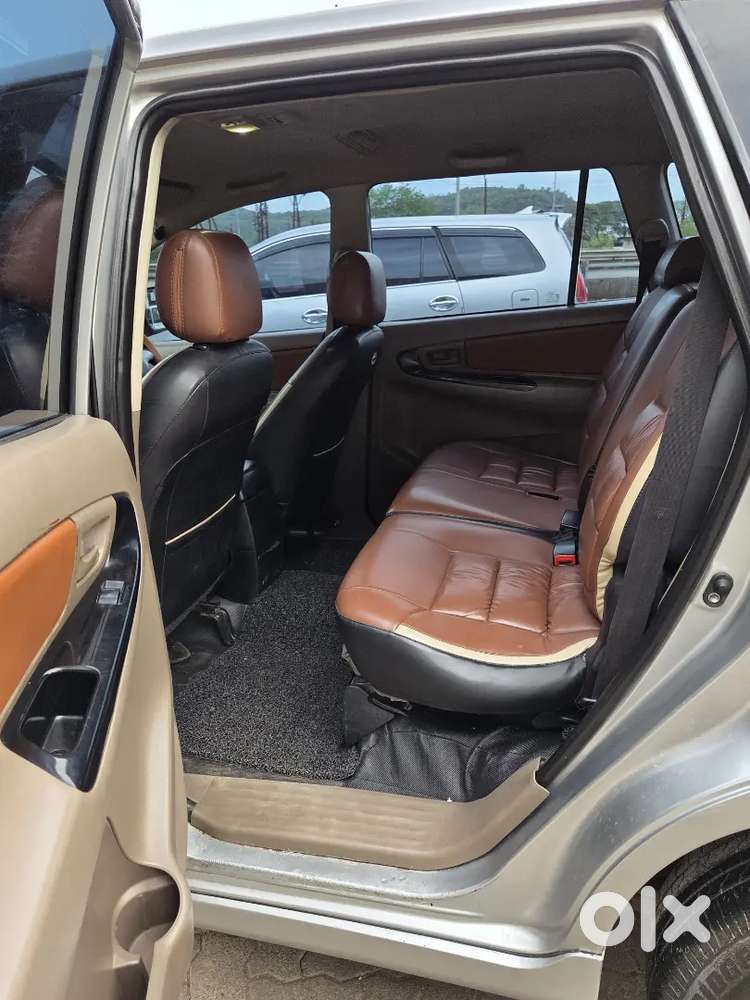 Toyota Innova 2016 Diesel Well Maintained