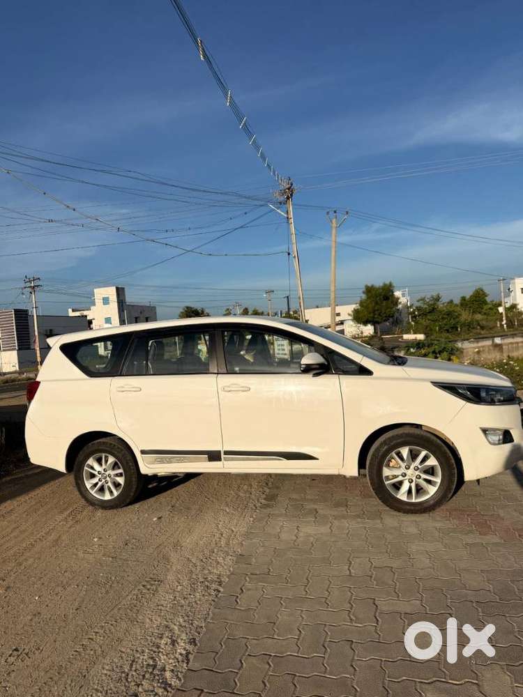 Toyota Innova Crysta 2.7 Gx Mt, 2020, Diesel