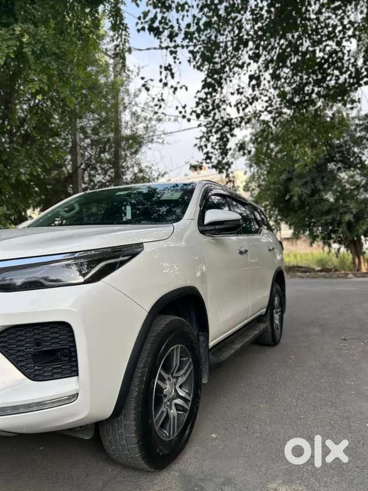 Toyota Fortuner 2024 Diesel Well Maintained