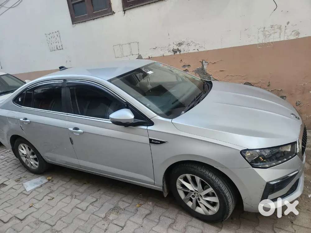 Skoda Slavia 2023 Petrol Well Maintained