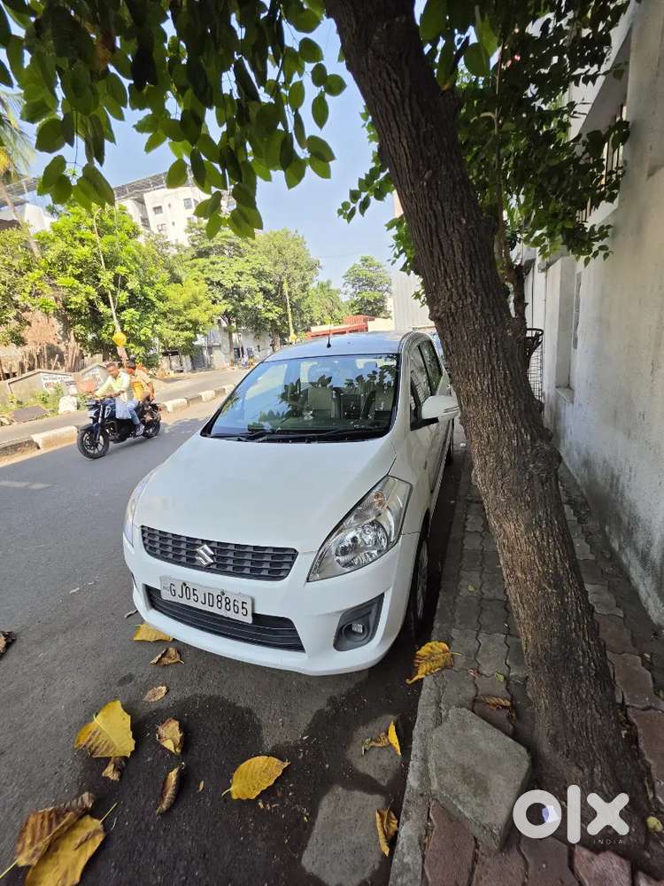 Maruti Suzuki Ertiga 2013 Cng