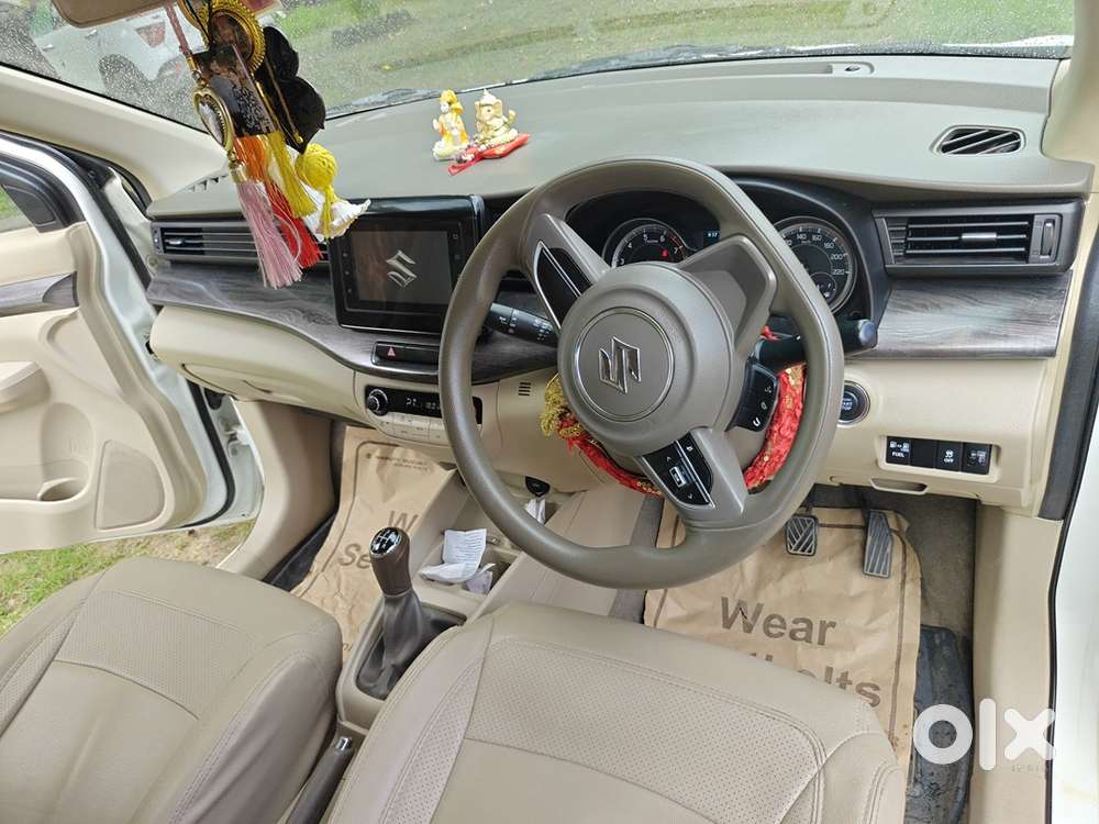 Maruti Suzuki Ertiga Zxi Cng 2024
