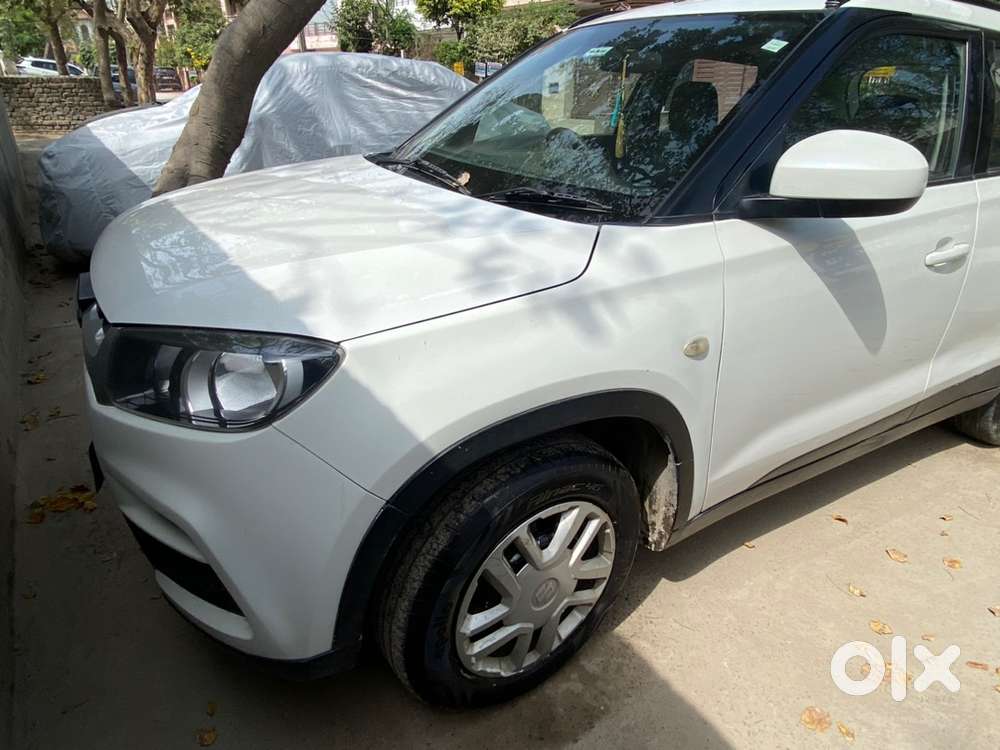 Maruti Suzuki Brezza 2016 Diesel Well Maintained