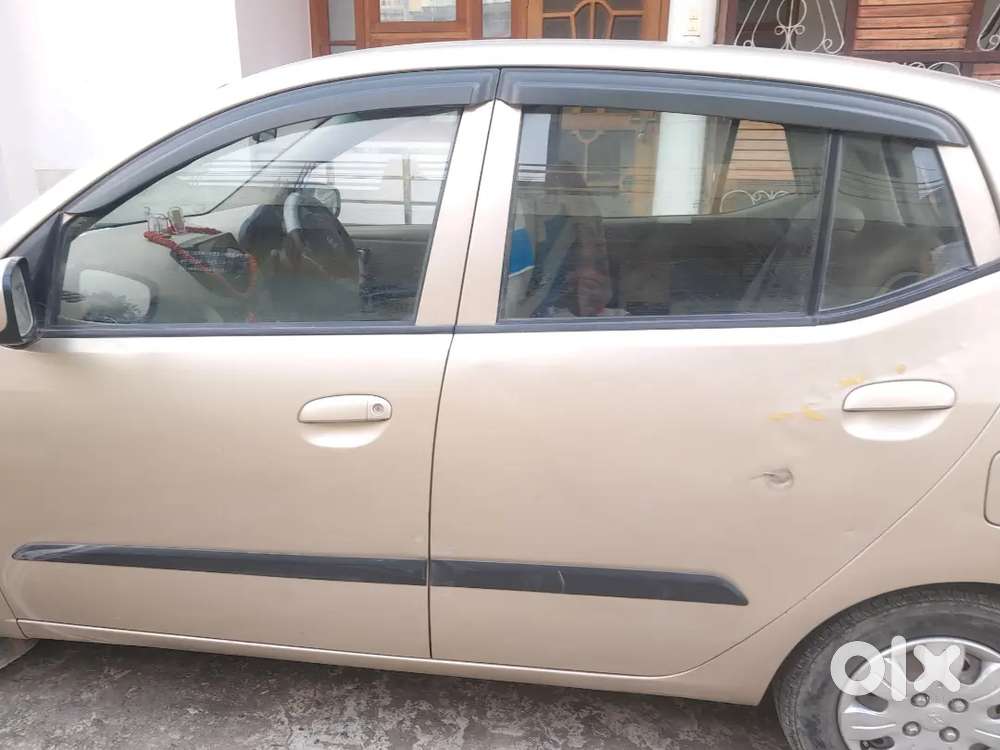 Hyundai I10 Sportz 1.2 (2010)