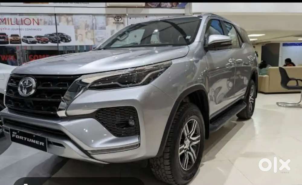 Toyota Fortuner Leader 4*2 Manual 2024 Model
