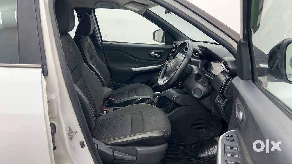 Nissan Magnite 1.0 Xv Premium Turbo Cvt, 2023, Petrol