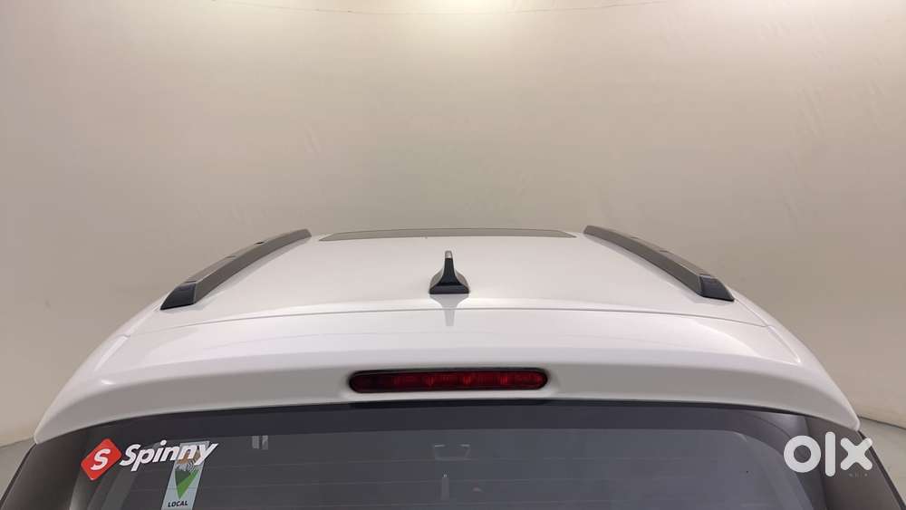 Tata Punch Creative Dual Tone Mt Sunroof, 2023, Petrol