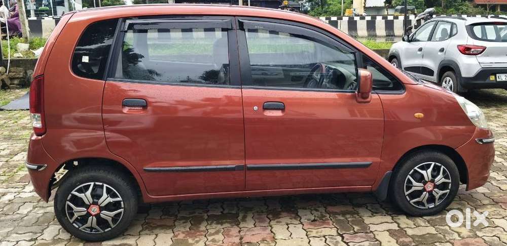 Maruti Suzuki Estilo Vxi, 2011, Petrol