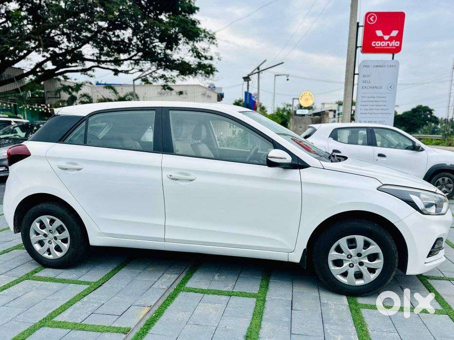 Hyundai Elite I20 [ ] 1.2 Sportz, 2018, Petrol