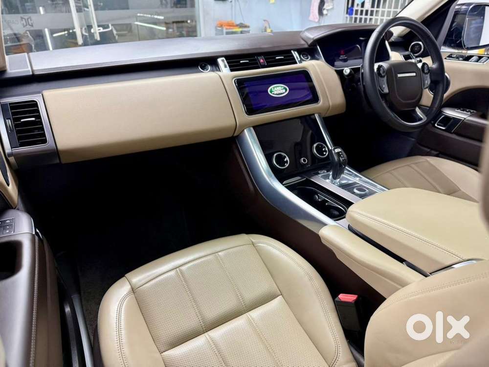 2021 Range Rover Sport P300 Hse