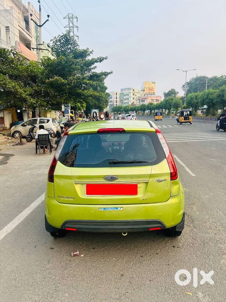 Ford Figo Petrol 2010