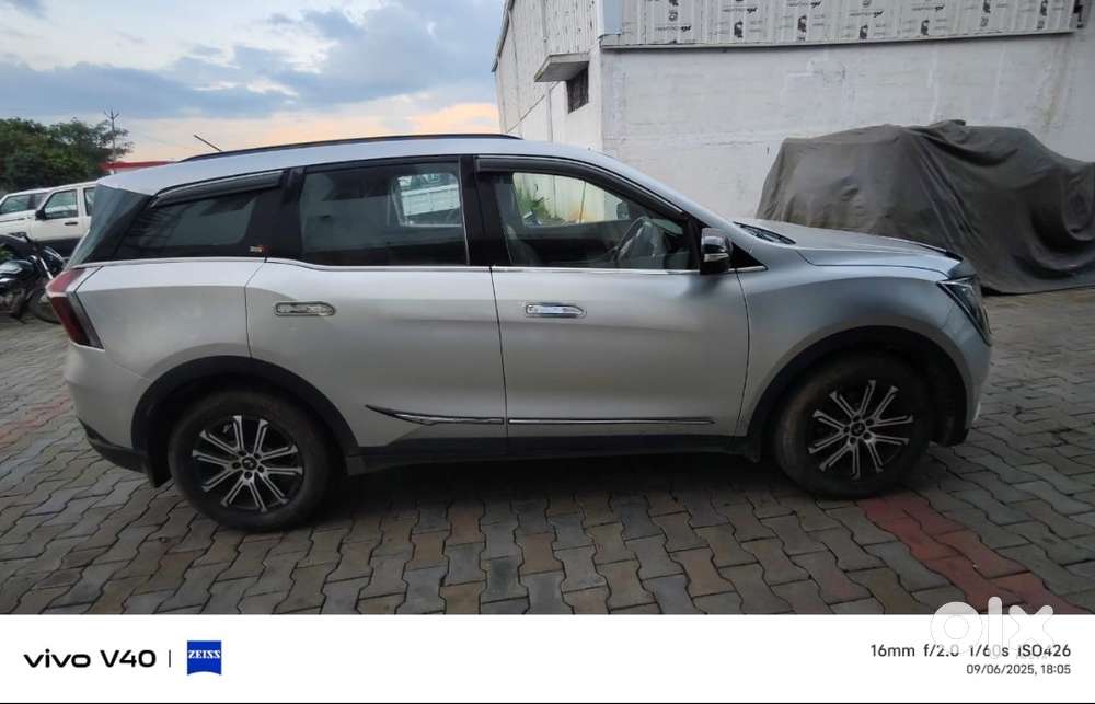Mahindra Xuv700 2024