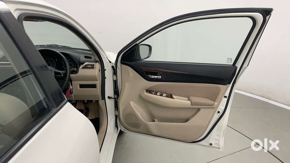 Maruti Suzuki Dzire 1.2 Vxi Amt, 2019, Petrol