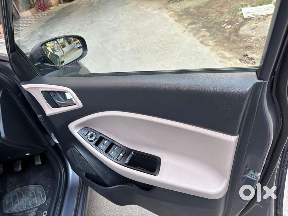 Hyundai I20 Petrol Asta Option, 2019, Petrol