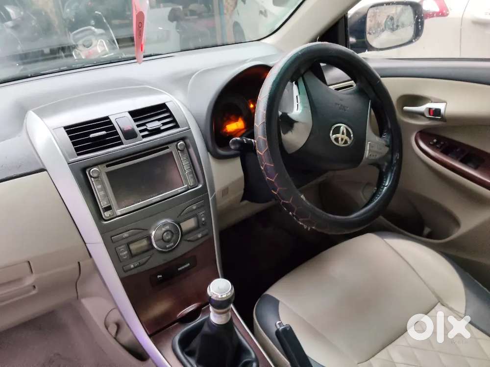Toyota Corolla Altis 2012