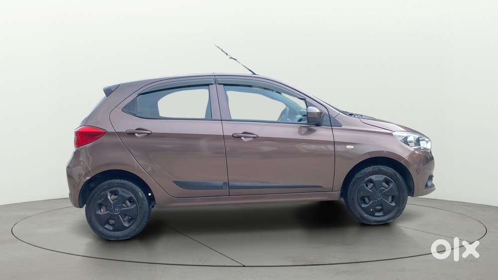 Tata Tiago 1.2 Revotron Xt, 2019, Petrol