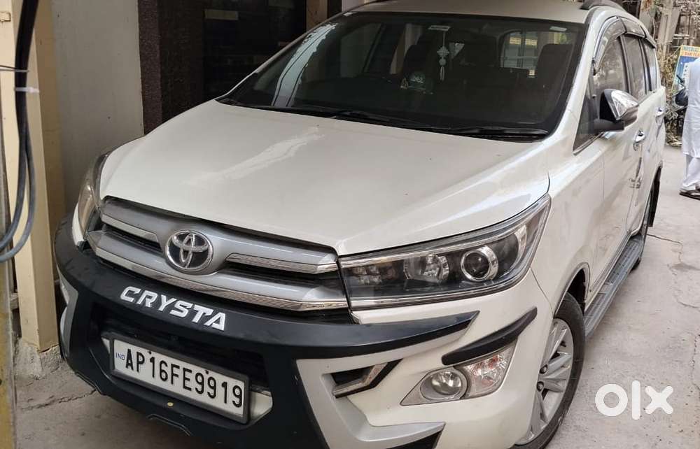 Toyota Innova Crysta 2.8z Automatic, 2018, Diesel