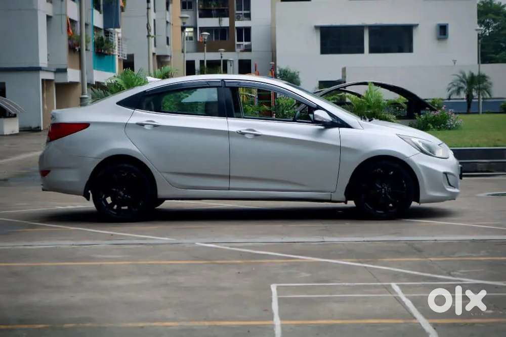 Hyundai Verna Diesel Automatic 2014