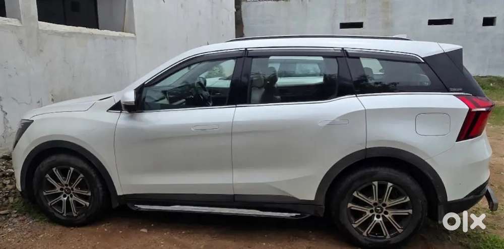Mahindra Xuv700 Ax7l