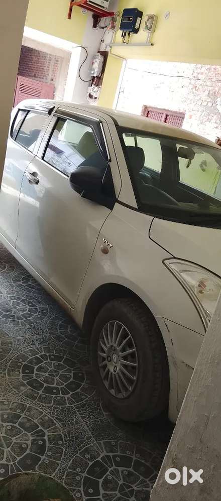 Maruti Suzuki Swift Vxi 2017