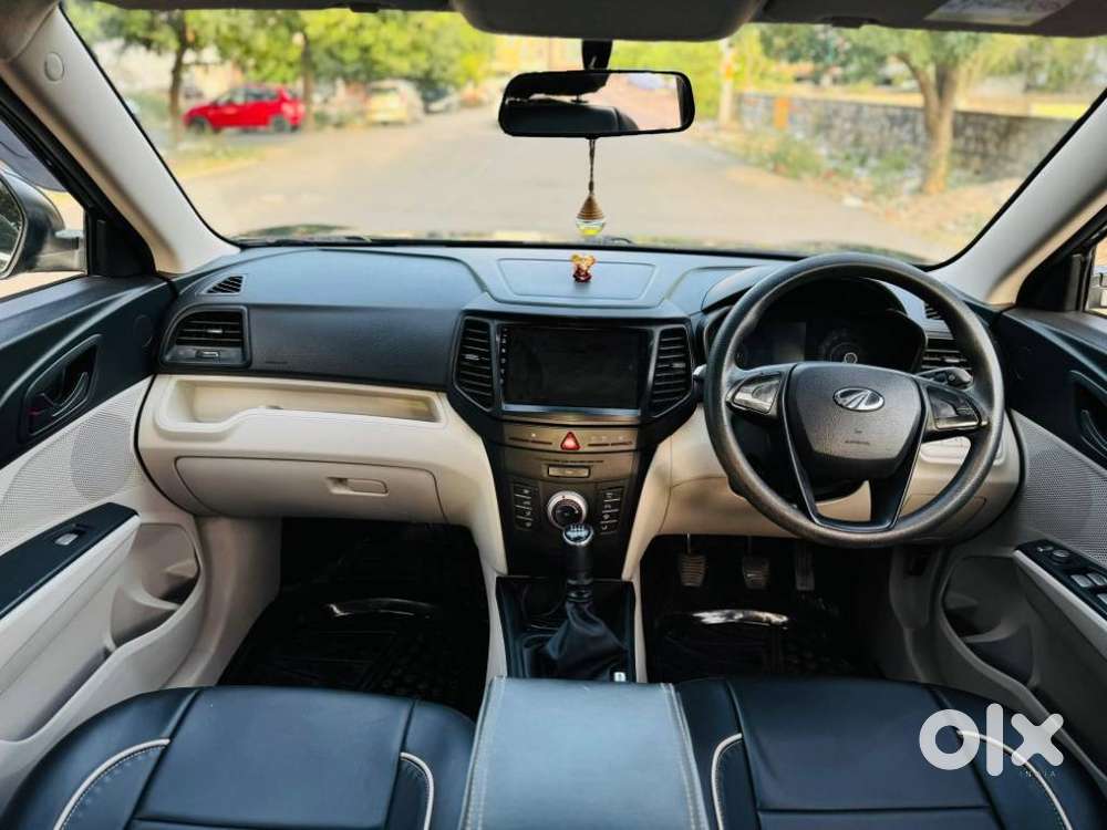 Mahindra Xuv300, 2022