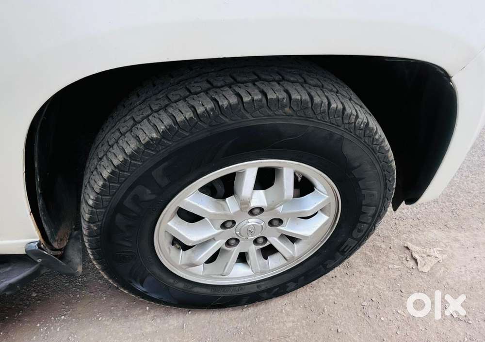 Mahindra Tuv 300 Mhawk100 T8, 2017, Diesel