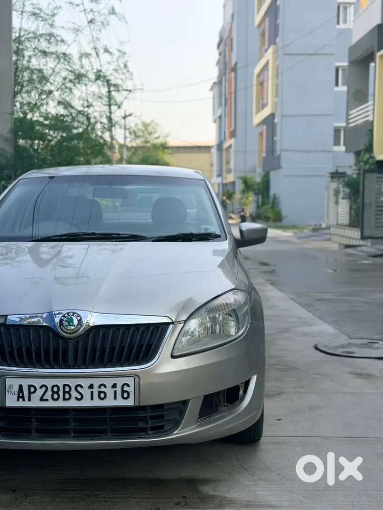Skoda Rapid 2013 Diesel 87000 Km Driven