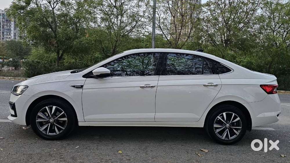 Skoda Slavia 1.0 Tsi Style At, 2022, Petrol