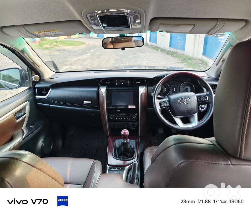 Toyota Fortuner 4x4 Manual Limited Edition, 2017, Diesel