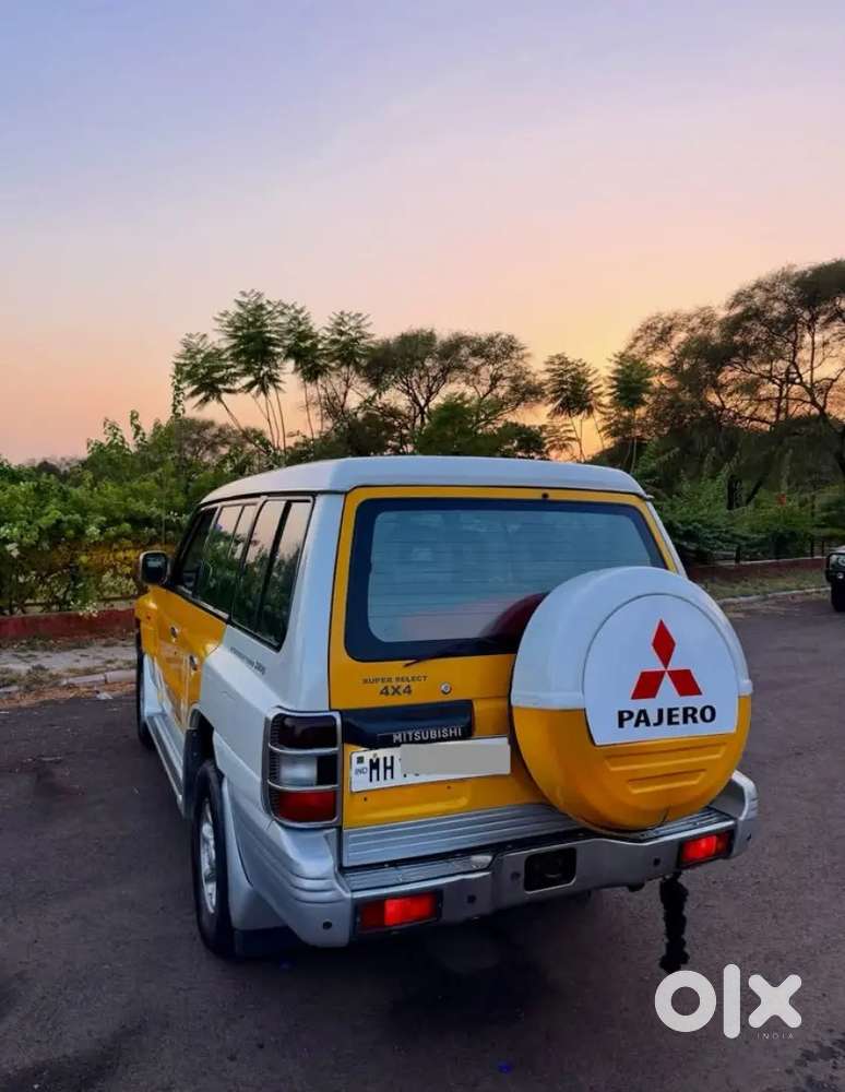 Mitsubishi Pajero Sfx 2011