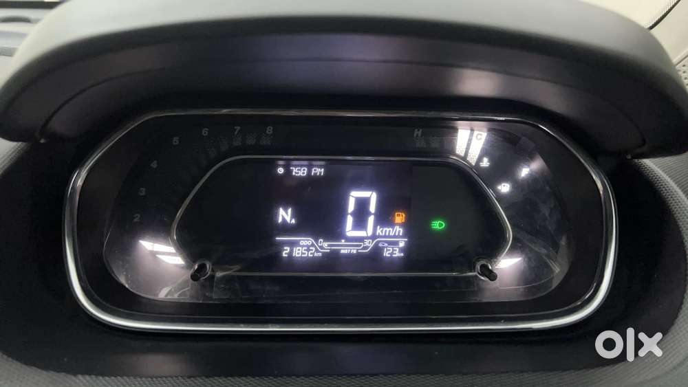 Tata Tigor Xza Plus, 2022, Petrol
