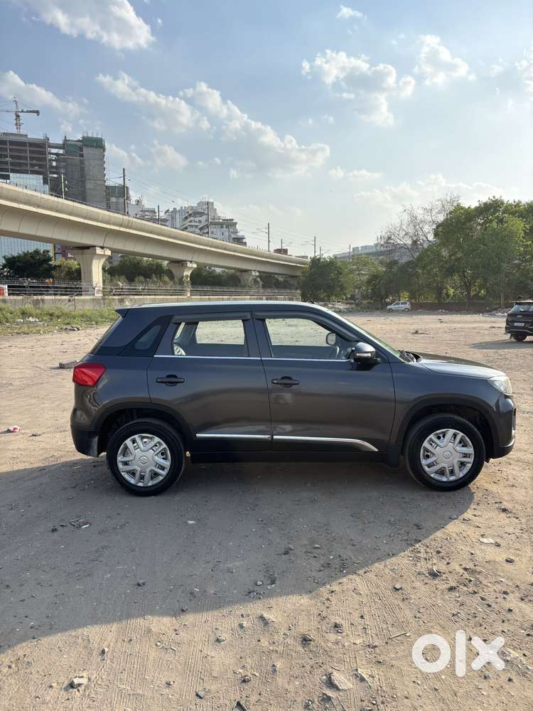 Maruti Suzuki Brezza 1.5 Lxi Smart Hybrid, 2022, Petrol