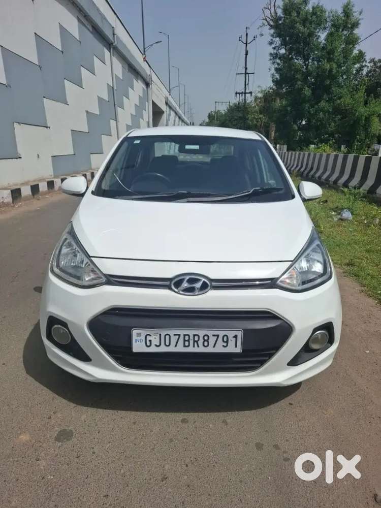 Hyundai Xcent 2016