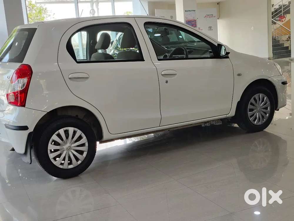 Toyota Etios Liva 2015
