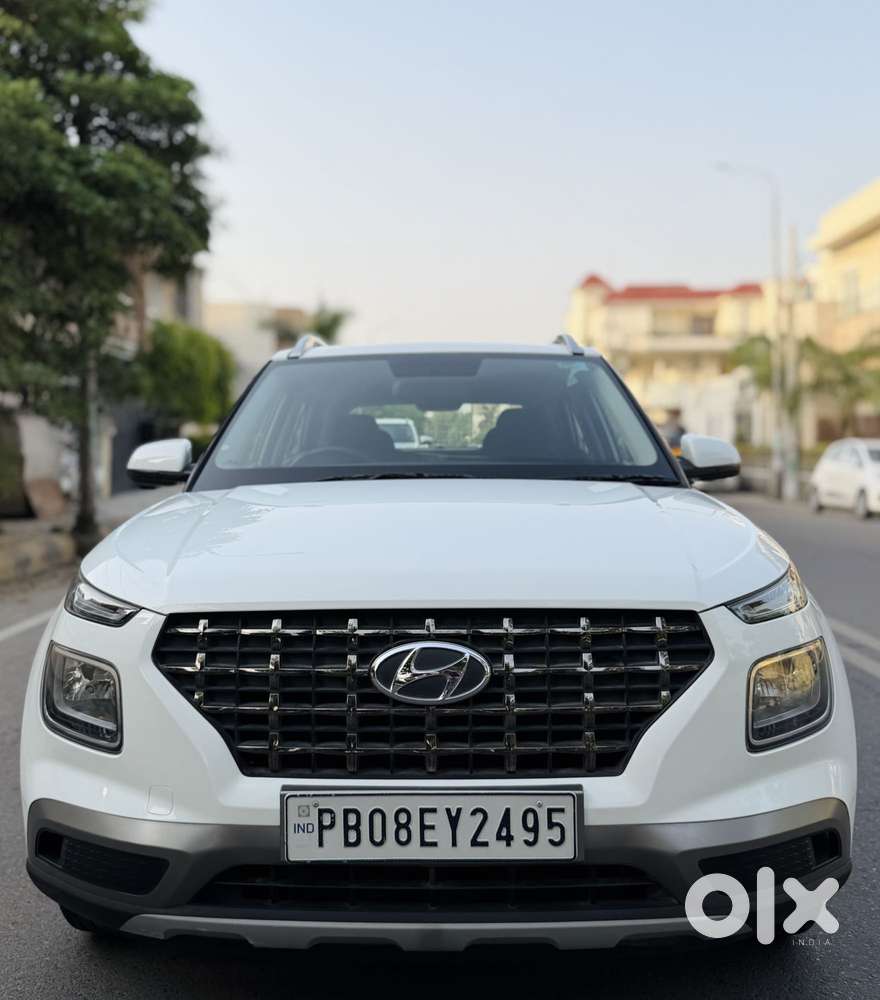 Hyundai Venue S 1.2 Petrol, 2022, Petrol