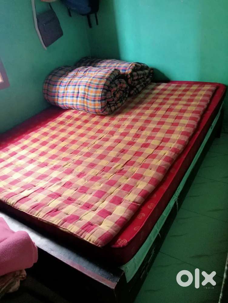 King size cot 5 years old,