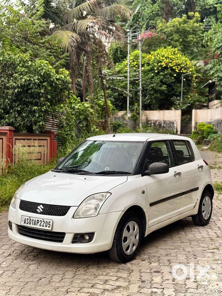 Maruti Suzuki Swift Vxi 1.2 Abs Bs-iv, 2010, Petrol