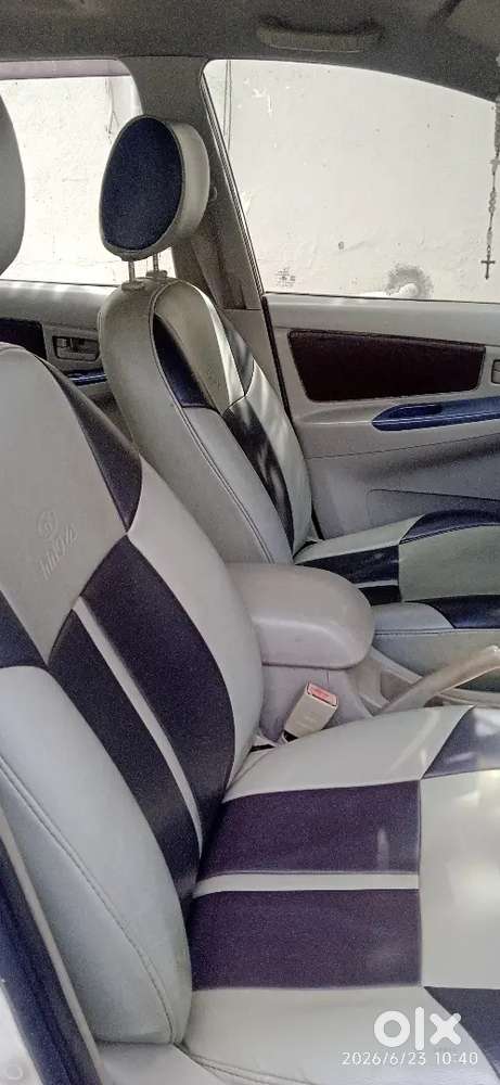 Toyota Inova 2010